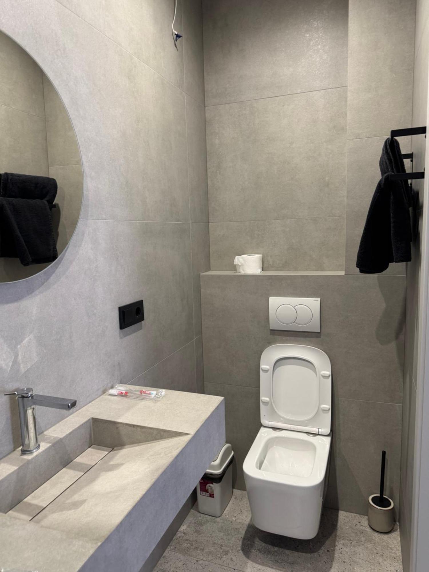Mini-Hotel Neptun Rivne Extérieur photo